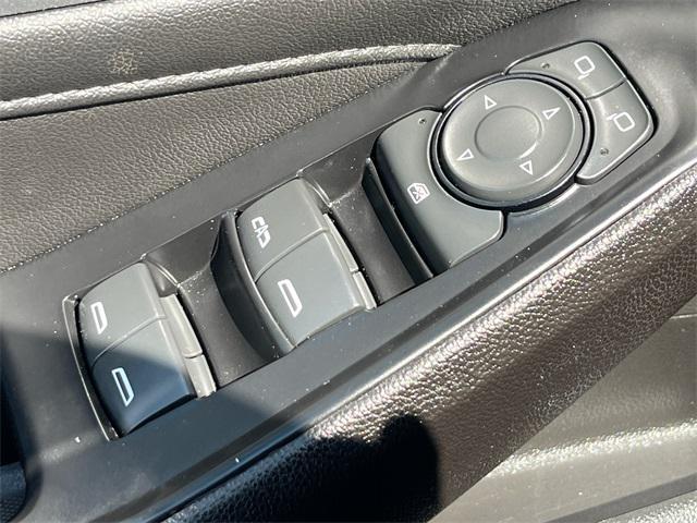 used 2023 Chevrolet Traverse car, priced at $28,811