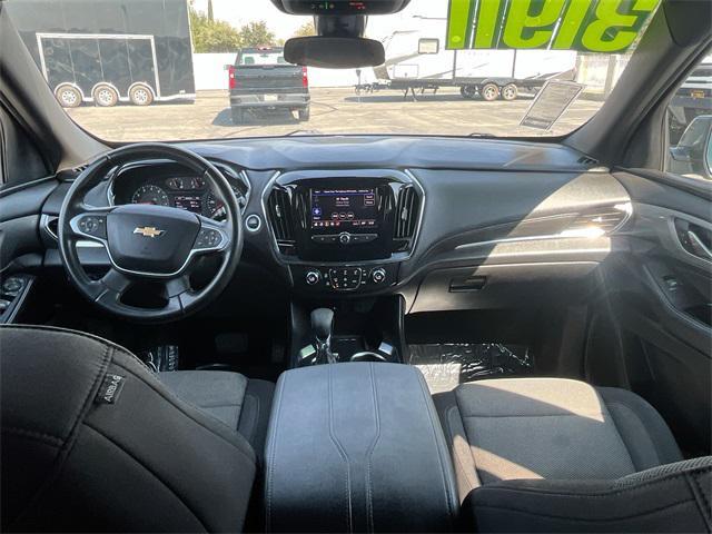 used 2023 Chevrolet Traverse car, priced at $28,811