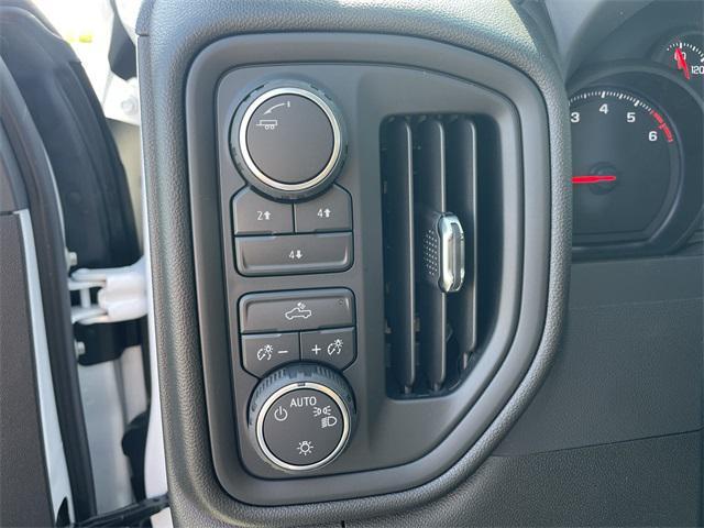 new 2025 Chevrolet Silverado 2500 car, priced at $53,056