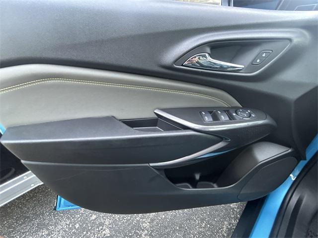 used 2025 Chevrolet Trax car, priced at $25,911