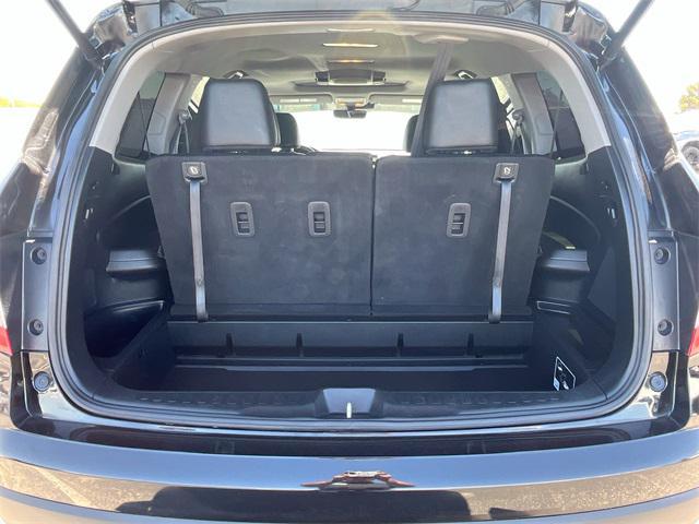 used 2022 Honda Pilot car, priced at $33,911