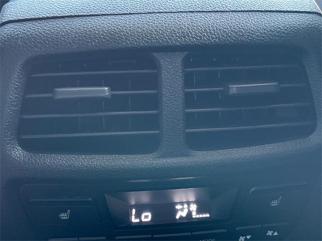 used 2022 Honda Pilot car, priced at $33,911