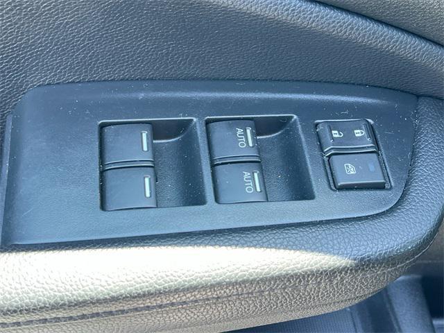 used 2022 Honda Pilot car, priced at $33,911