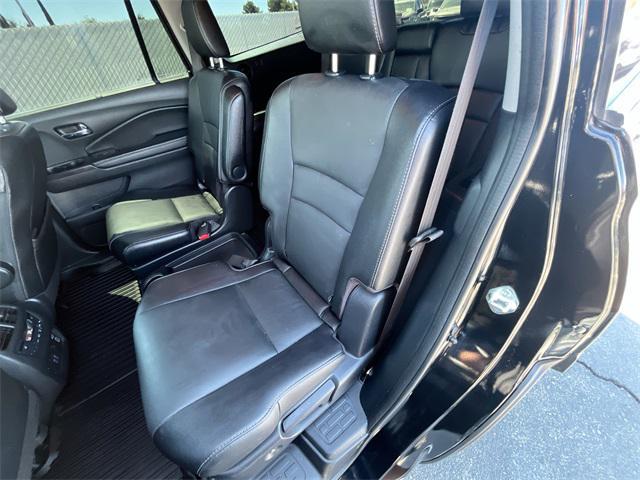 used 2022 Honda Pilot car, priced at $33,911