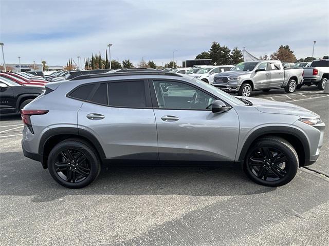 new 2025 Chevrolet Trax car, priced at $26,050