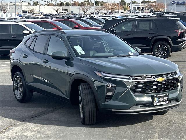 new 2025 Chevrolet Trax car, priced at $23,385