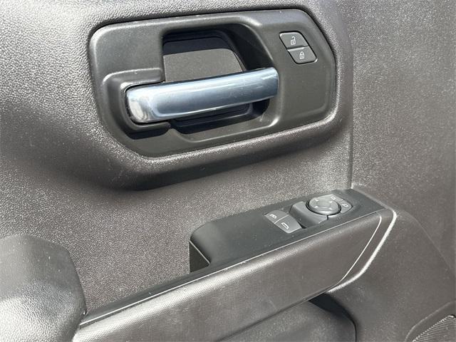 used 2024 Chevrolet Silverado 1500 car, priced at $32,511