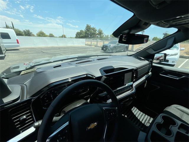 new 2025 Chevrolet Silverado 1500 car, priced at $40,586