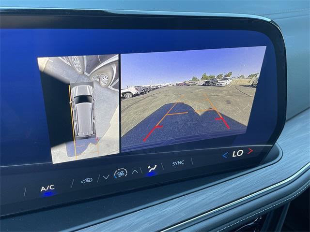 new 2025 Chevrolet Suburban car, priced at $69,380