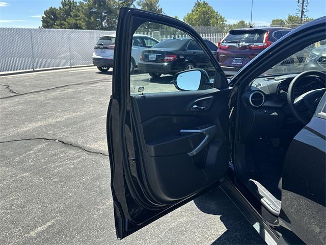 new 2025 Chevrolet Trax car, priced at $23,456