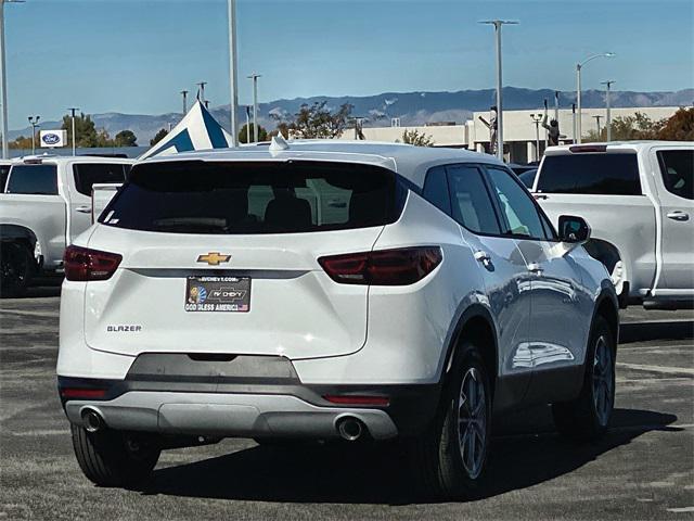 new 2025 Chevrolet Blazer car, priced at $31,911