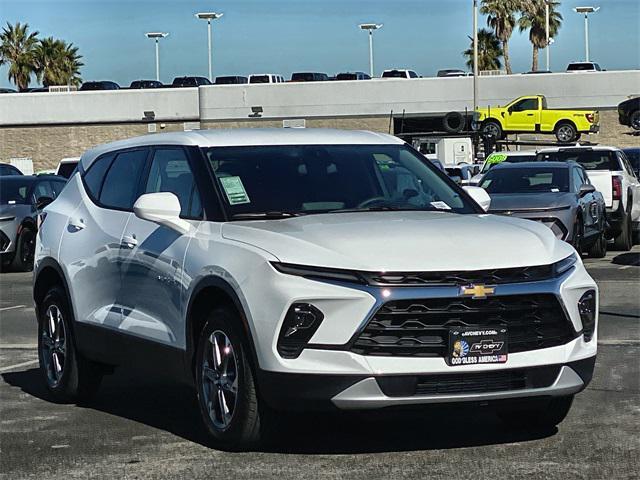 new 2025 Chevrolet Blazer car, priced at $31,911