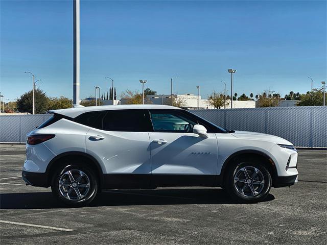 new 2025 Chevrolet Blazer car, priced at $31,911