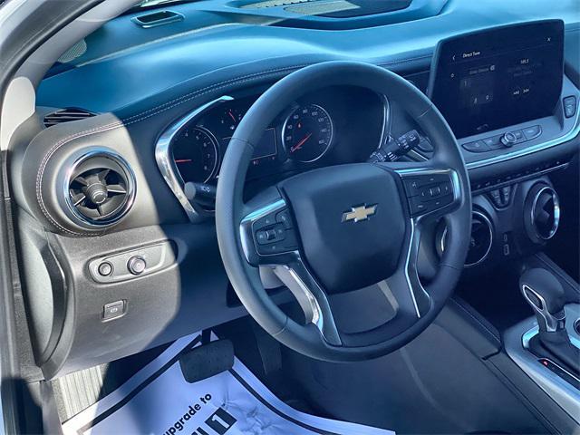 new 2025 Chevrolet Blazer car, priced at $31,911