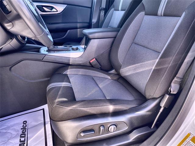 new 2025 Chevrolet Blazer car, priced at $31,911