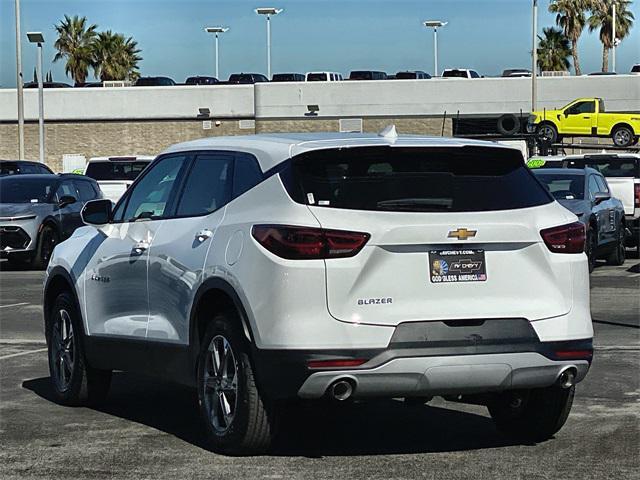 new 2025 Chevrolet Blazer car, priced at $31,911