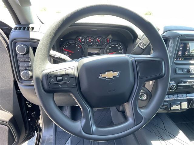 new 2025 Chevrolet Silverado 1500 car, priced at $44,636