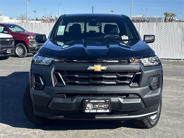 new 2025 Chevrolet Colorado car, priced at $32,081