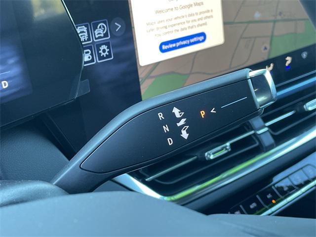 new 2025 Chevrolet Equinox EV car, priced at $29,831