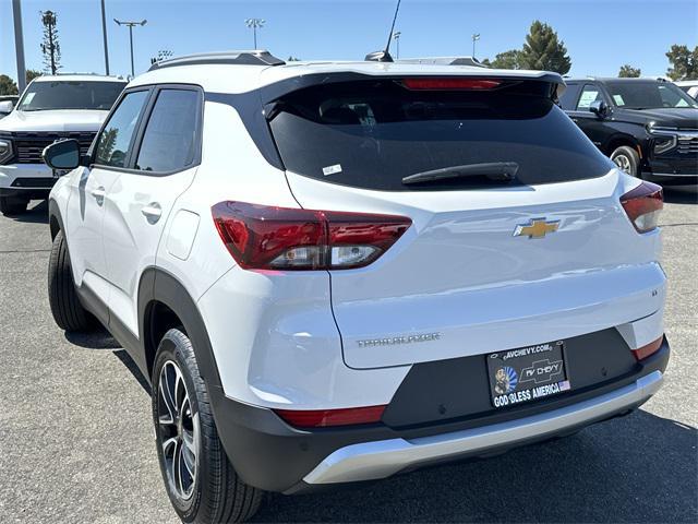 new 2025 Chevrolet TrailBlazer car, priced at $29,125