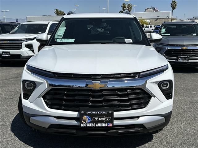 new 2025 Chevrolet TrailBlazer car, priced at $28,316