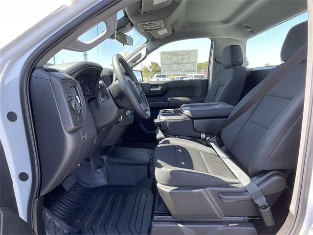 used 2025 Chevrolet Silverado 1500 car, priced at $33,911
