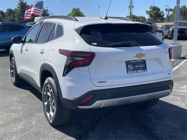 new 2025 Chevrolet Trax car, priced at $24,356