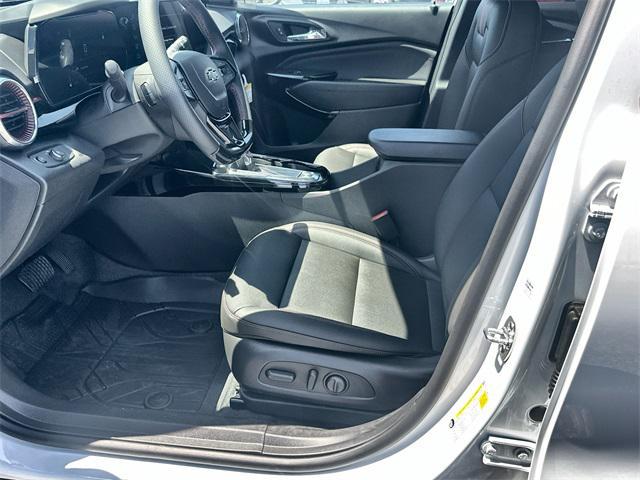 new 2025 Chevrolet Trax car, priced at $25,561