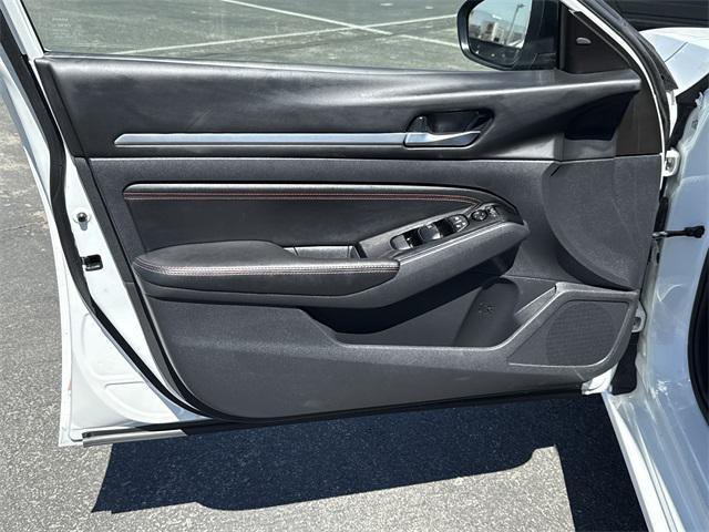 used 2023 Nissan Altima car, priced at $19,911