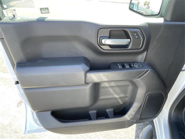 new 2025 Chevrolet Silverado 1500 car, priced at $41,386