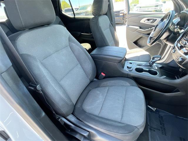 used 2023 Chevrolet Traverse car, priced at $27,411