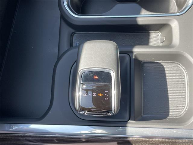 new 2025 Chevrolet Silverado 1500 car, priced at $51,646