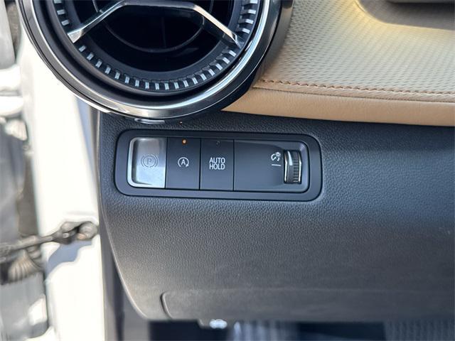 used 2025 Chevrolet Equinox car, priced at $35,911