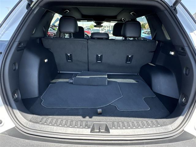used 2025 Chevrolet Equinox car, priced at $35,911