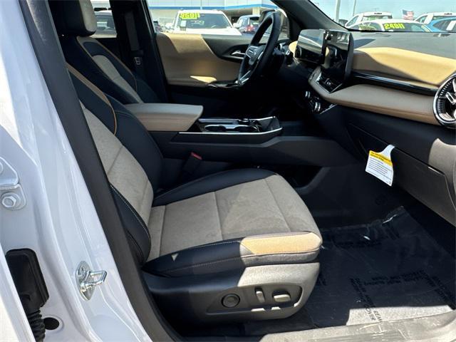 used 2025 Chevrolet Equinox car, priced at $35,911
