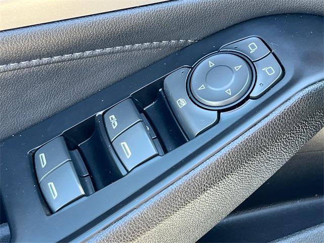 used 2023 Chevrolet Traverse car, priced at $29,911