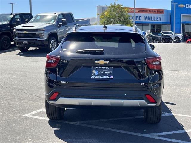 new 2025 Chevrolet Trax car, priced at $24,875