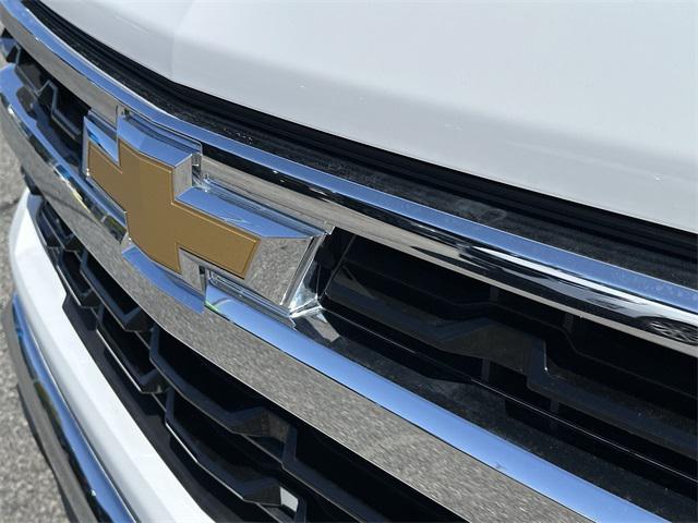 new 2025 Chevrolet Silverado 1500 car, priced at $44,631