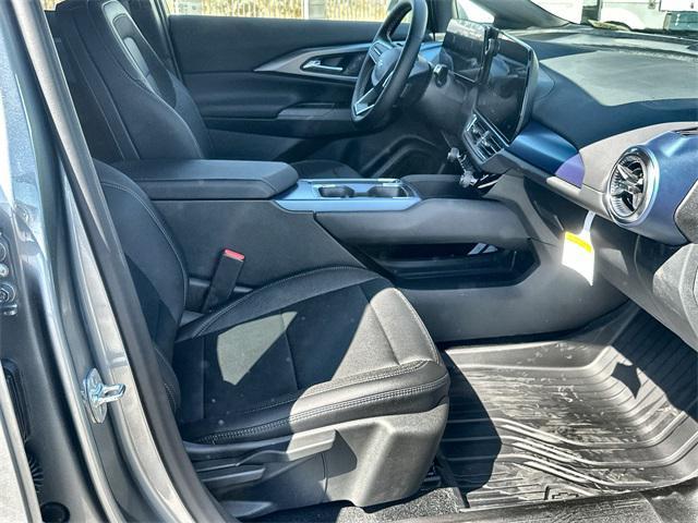 new 2025 Chevrolet Equinox EV car, priced at $29,881