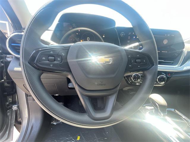 new 2025 Chevrolet Trax car, priced at $23,336
