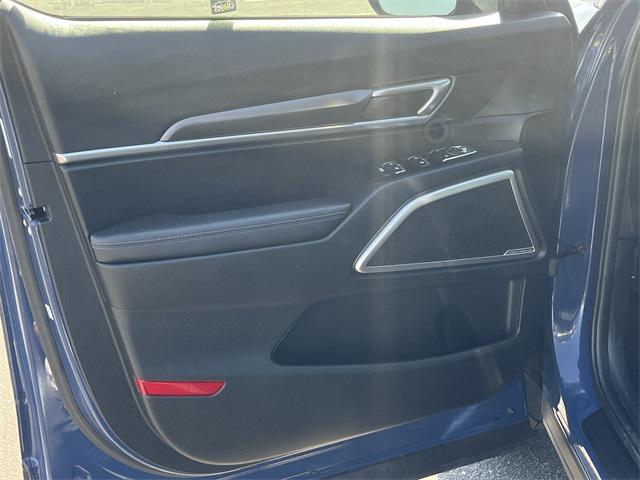 used 2024 Kia Telluride car, priced at $33,911