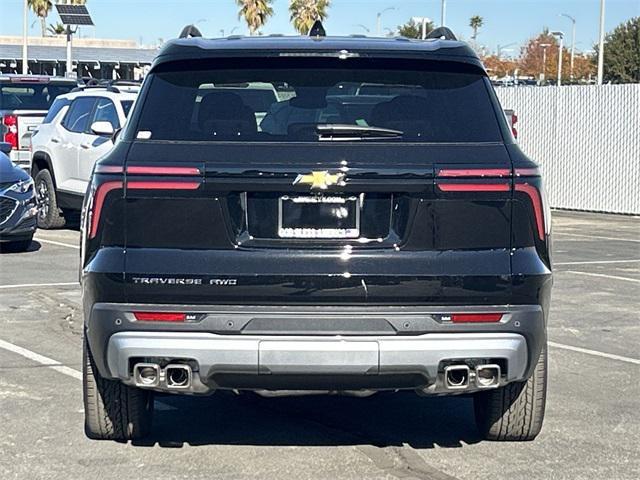 new 2025 Chevrolet Traverse car, priced at $51,258