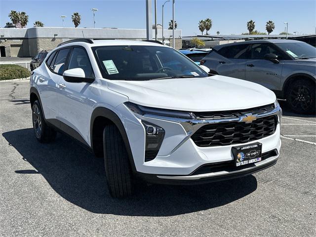 new 2025 Chevrolet Trax car, priced at $25,265
