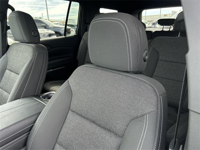 used 2025 Chevrolet Traverse car, priced at $43,911
