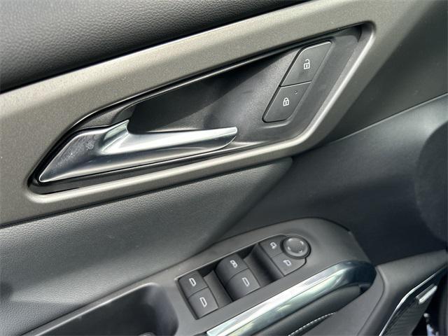 used 2025 Chevrolet Traverse car, priced at $43,911