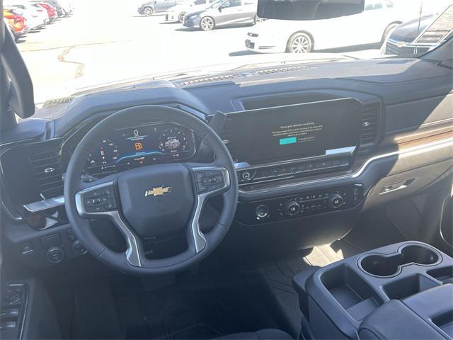 new 2024 Chevrolet Silverado 1500 car, priced at $39,951