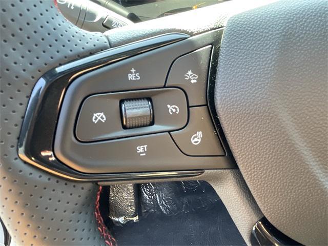 used 2025 Chevrolet Trax car, priced at $25,911