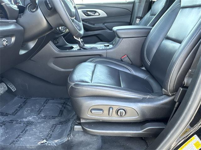 used 2022 Chevrolet Traverse car, priced at $27,911