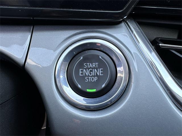 used 2025 Chevrolet Trax car, priced at $23,411