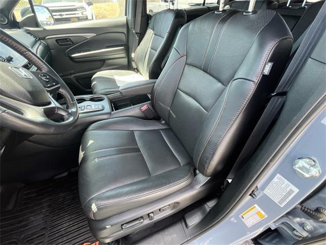 used 2022 Honda Passport car, priced at $31,911